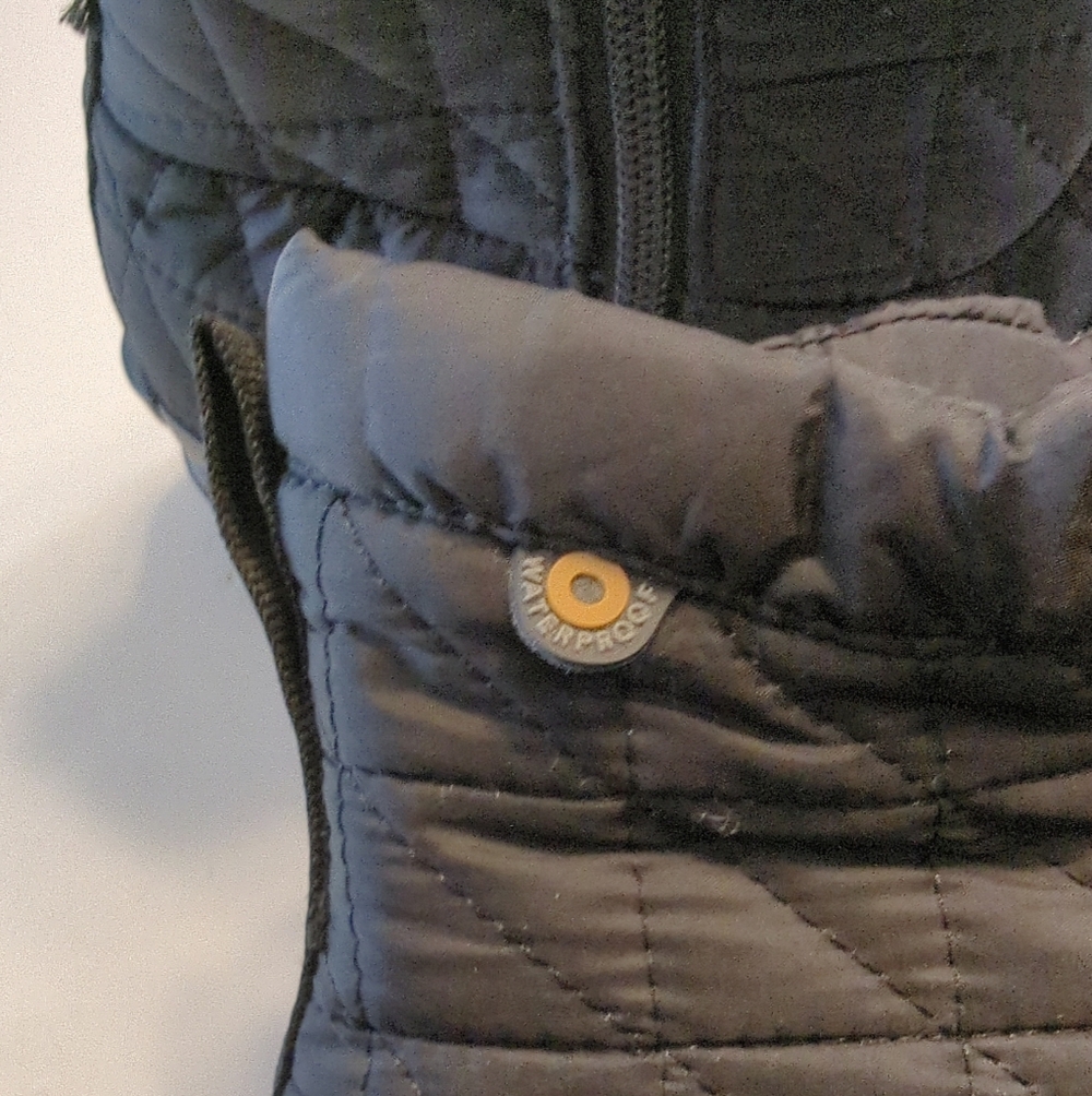 Bogs Snowday II Short Insulated Water Resistant Snow Boots Size 10 Black EUC - Picture 6 of 9